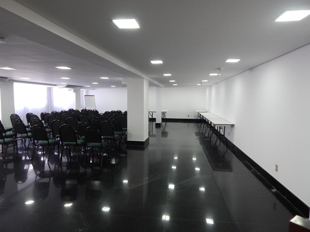 Frimas Pampulha Hotel