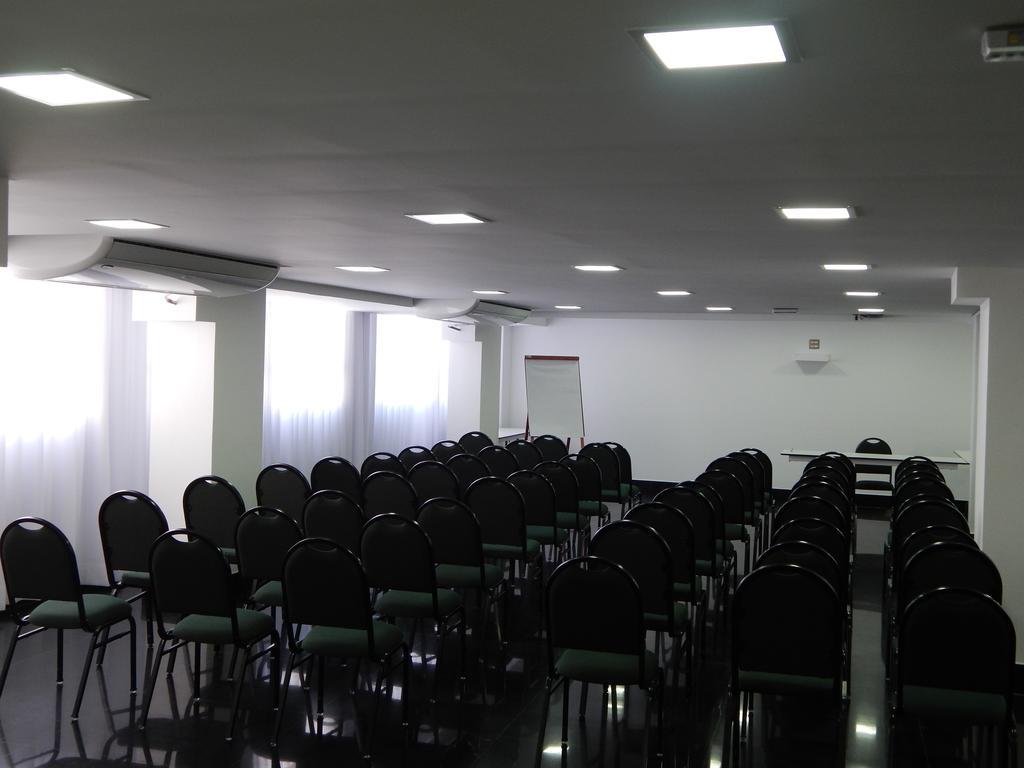 Frimas Pampulha Hotel